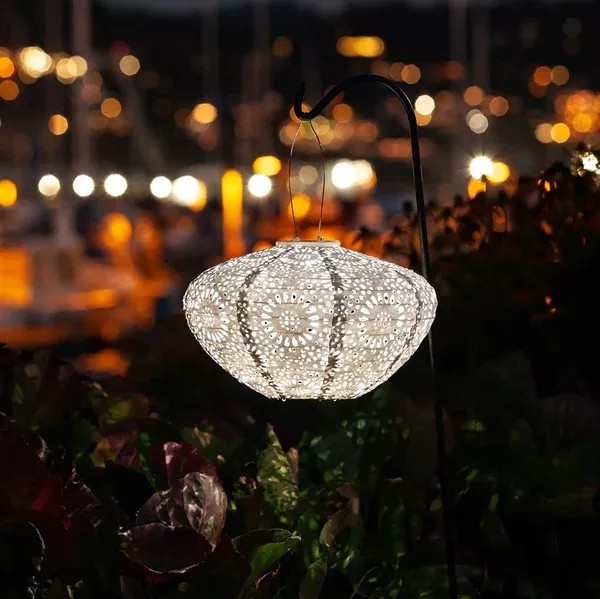 Crown Chantilly Lace Solar Lantern