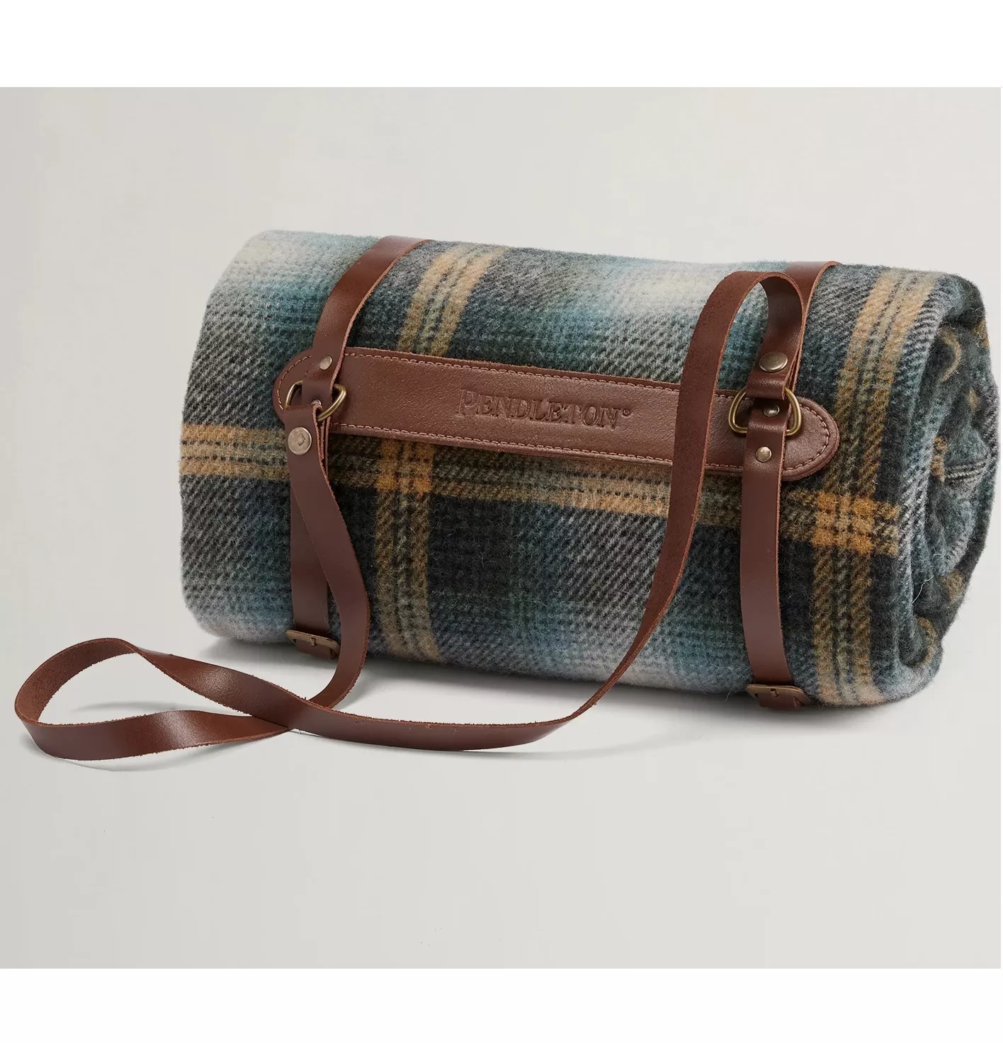 Pendleton Motor Robe with Leather Carrier – Townsend