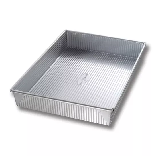 USA Pan Rectangular Cake Pan – 13″ x 9″